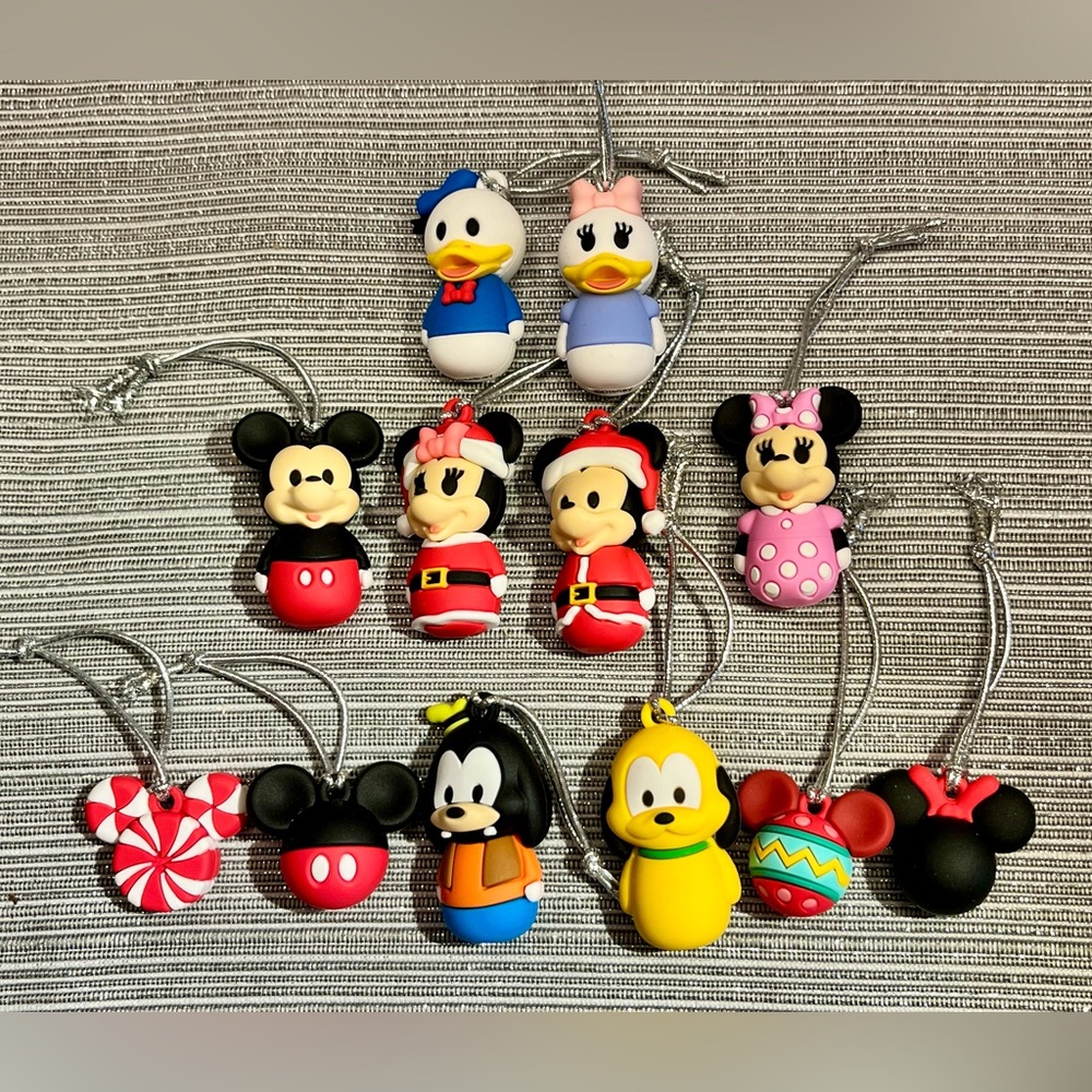 Disney Mickey & Friends Mini Ornaments Minnie Donald Daisy Pluto Goofy 12 Count